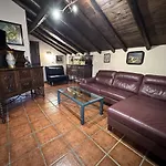La Gloria Apartment *