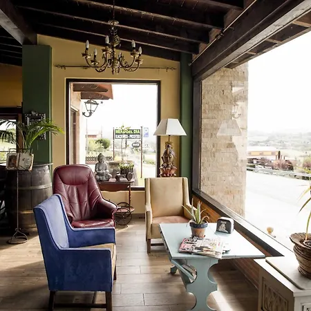 La Gloria Apartment *