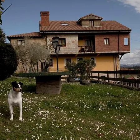 La Gloria Apartment